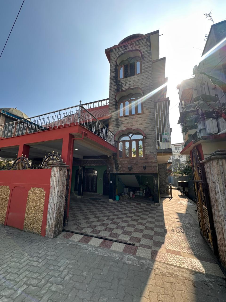 Villa · Entrance